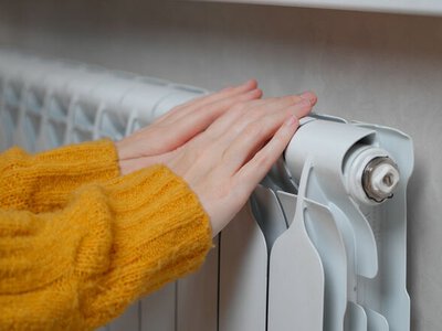 Київ готує план на випадок тривалої відсутності тепла: кого можуть переселити