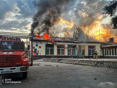 На Харківщині атака рф зачепила заклад освіти - сталася масштабна пожежа