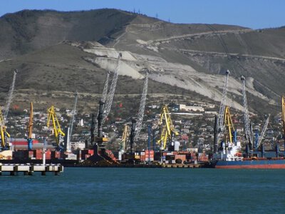 У Новоросійську оголосили режим надзвичайної ситуації після нічної атаки дронів