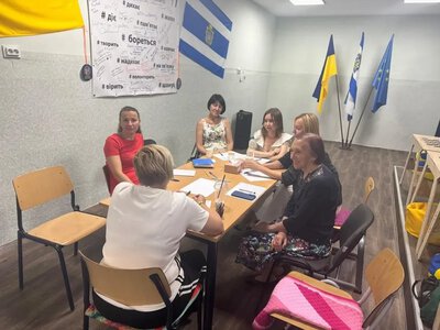 Переселенці з Херсонщини зустрілися у Хмельницькому для психологічної підтримки