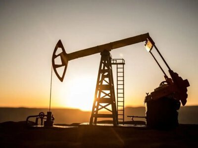 Нафта дорожчає на тлі ударів по суднах та застою у переговорах з Іраном