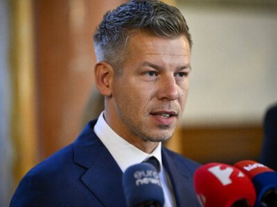 Угорщина будує дамбу на Дунаї через обміління річки, щоб зберегти роботу АЕС Пакш