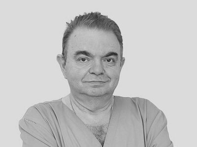 Тисячі дітей з'явилися на світ завдяки йому: у Миколаєві помер лікар Вадим Ястремський