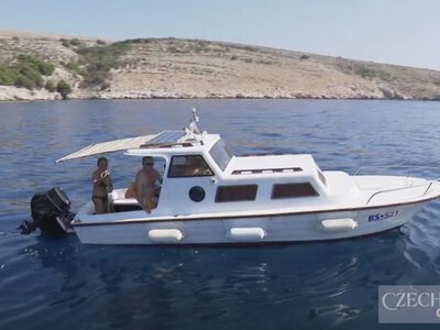 У Хорватії шторм відніс двох чехів на дошці у море
