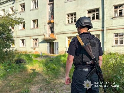 У Шостці травмовано 61-річну жінку, пошкоджено житлові будинки + Фото