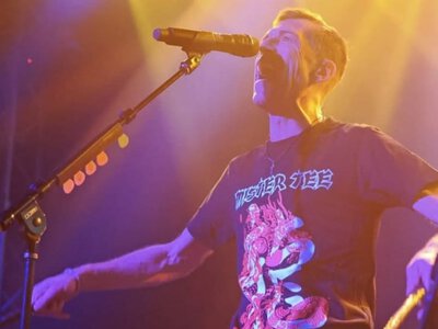 Те саме робили в Бучі: лідер Ногу свело! записав різке звернення до росіян з Ізюму (відео) (Відео)