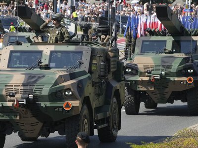У Польщі в суботу відбудеться військовий парад, на який Україну не запросили