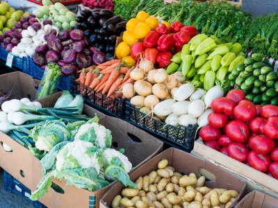 Продуктові ярмарки у Києві 13 серпня: адреси та райони