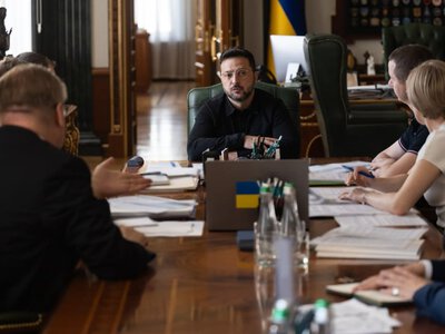 Переміг той, що пропонувала Верещук. Київ розробляв три плани подальших відносин із Польщею, серед них був «жорсткий» — медіа