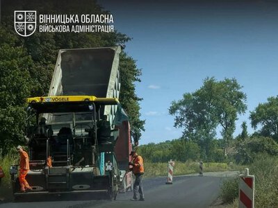 На Вінниччині ремонтують дорогу до Липовця: де працюють дорожники