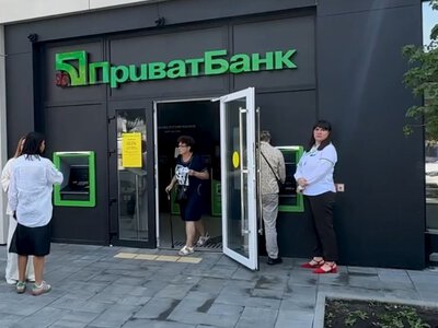 До 500 тисяч гривень на місяць: ПриватБанк змінив валютні ліміти