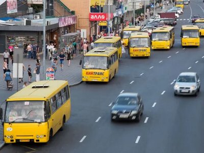 Валідатори у маршрутках Києва з’являться після завершення воєнного стану
