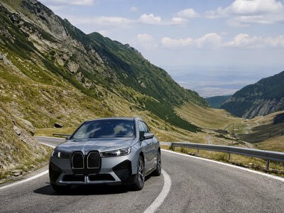 BMW iX3 подолав близько 400 км Румунією без підзарядки другого дня