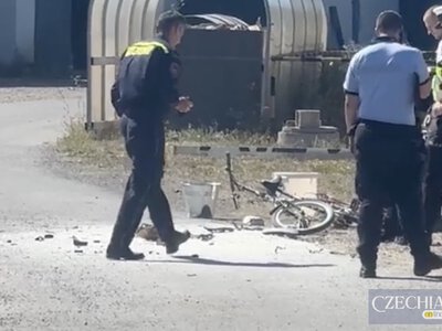 У Плзні батарея для електровелосипеда вибухнула в рюкзаку велосипедиста під час руху