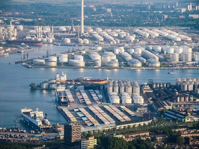 Вибух у порту Роттердама забрав життя людини