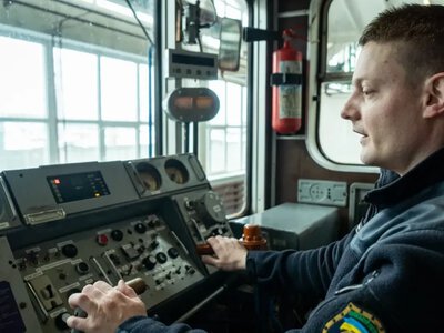 Машиніст київського метро розкрив свою зарплату