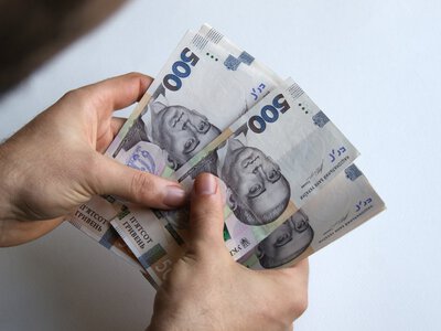 Лисичанам виплатять 348 тисяч гривень допомоги на лікування