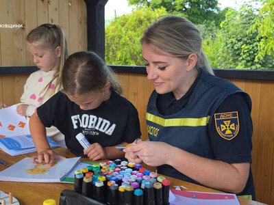 У Делятині психологиня ДСНС провела заняття для дітей рятувальників