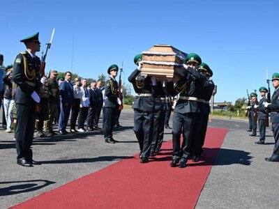 В Україну доправили прах засновника ОУН  Коновальця
