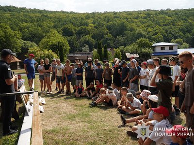 Безпека дітей у таборах Тернопільщини: уроки від поліції