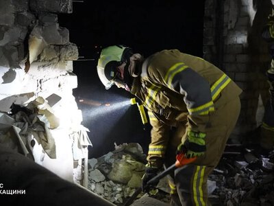 Відео: рятувальники показали наслідки атаки на Смілу