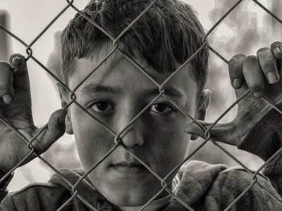 8 батьківських звичок, які можуть викликати тривогу у дітей