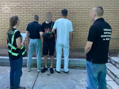 За 1400 доларів обіцяв зняти з розшуку ТЦК: в Одесі судитимуть 20-річного хлопця