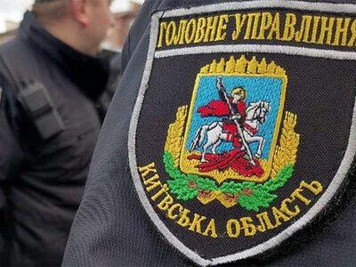 На Киевщине мужчина угрожал подорвать автосалон