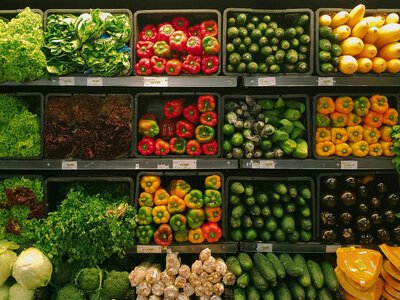 Мінагрополітики запевняє, що в Україні немає дефіциту продуктів через російські обстріли