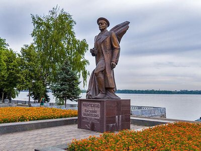 У Дніпрі демонтують пам’ятник радянському генералу Маргєлову