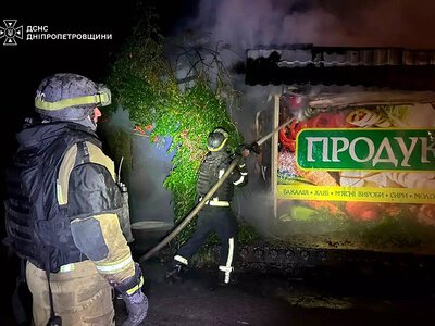 У Миколаївці Синельниківського району вночі сталася пожежа в продуктовому магазині