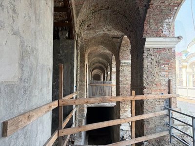 Кличко закликав оперативно передати Гостиний двір у власність Києва