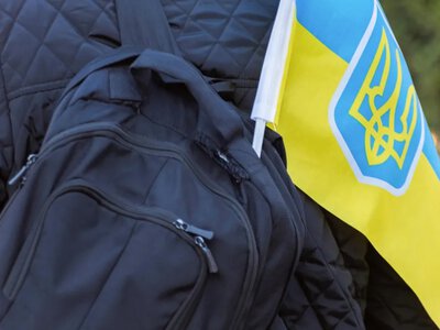 Україна продовжує втрачати населення: скільки людей виїхали за кордон і не повернулися 