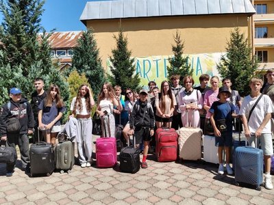 Чергова група дітей з Херсонщини відправилась на відпочинок до «Артеку»