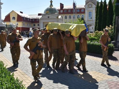 У Луцьку попрощалися з полеглим на Донеччині бійцем Костянтином Бойком