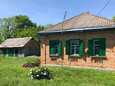 «Будиночок у селі» для ВПО: хто може отримати житло для тимчасового проживання та що для цього потрібно