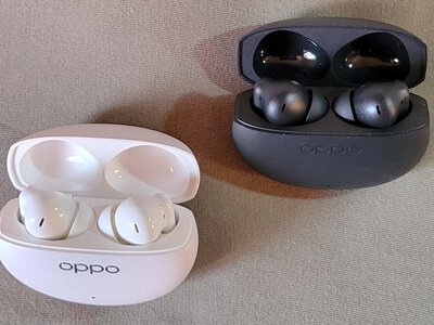 OPPO Enco Air 5 vs Enco Air 5 Pro: чи варто переплачувати тисячу грн за більш просунуту модель