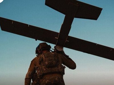Понад 1,2 мільйона дронів за рік: як військовий онлайн-маркетплейс DOT-Chain Defence змінює систему постачання зброї