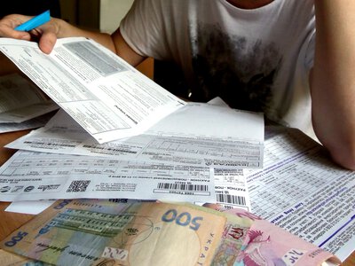 В Україні хочуть узяти під контроль подорожчання енергоносіїв та комуналки: деталі депутатської ініціативи