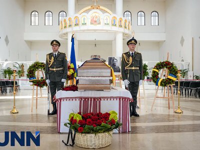 З поверненням, полковнику! - у Києві попрощалися з Євгеном Коновальцем