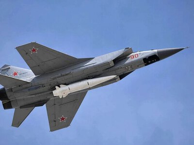 Вночі після українських ударів  горів аеродром “Саваслейка”, звідки злітають носії “Кинджалів” (ВІДЕО)