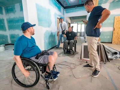Ветеранський простір у Бучі перевірили на безбар’єрність: що з’ясували