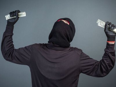 Крав у «багатих» на горілку: франківський «Робін Гуд» догрався до тюрми