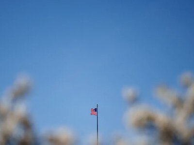 США вимагають від країн обрати сторону в гонці ШІ з Китаєм - Reuters