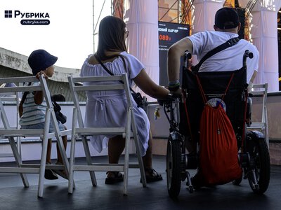 Доступність як філософія: фестиваль Faine Misto створює безбар’єрний простір для людей з інвалідністю