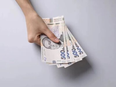 Повнолітнім українцям готують виплати за шкоду від війни: що відомо 