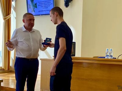 У Кременчуці захисника України відзначили почесною нагородою «Доблесть і Пошана»