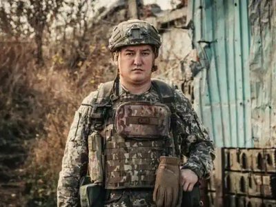Драпатий готує заміну командира корпусу, який обороняє Словʼянськ та Краматорськ