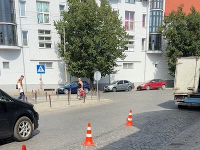 Шок у Мукачеві: інспектори масово штрафують за конуси на дорогах