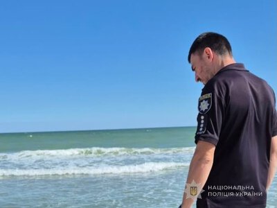 Трагедія на Одещині: рятувальники знайшли тіло зниклого у морі підлітка